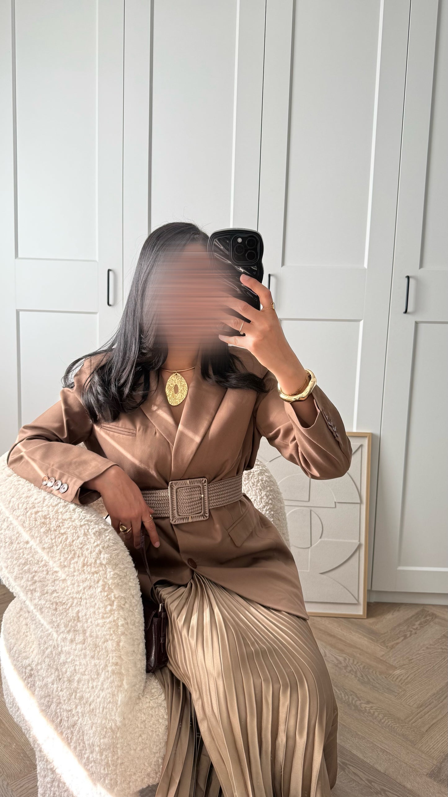 Jupe plissée satinée SABA | Taupe