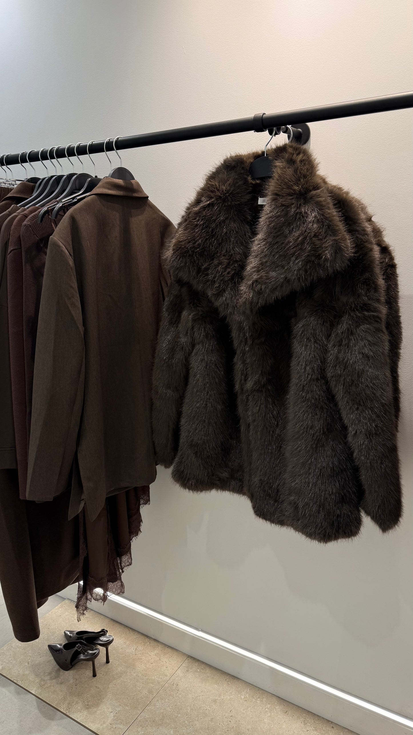 Veste fourrure vegan | Chocolat